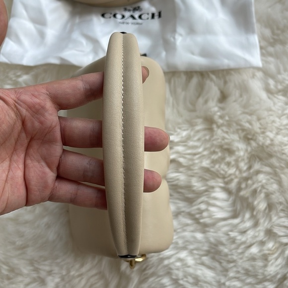 Coach Pillow Tabby 18 Ivory - Picture 9 of 11